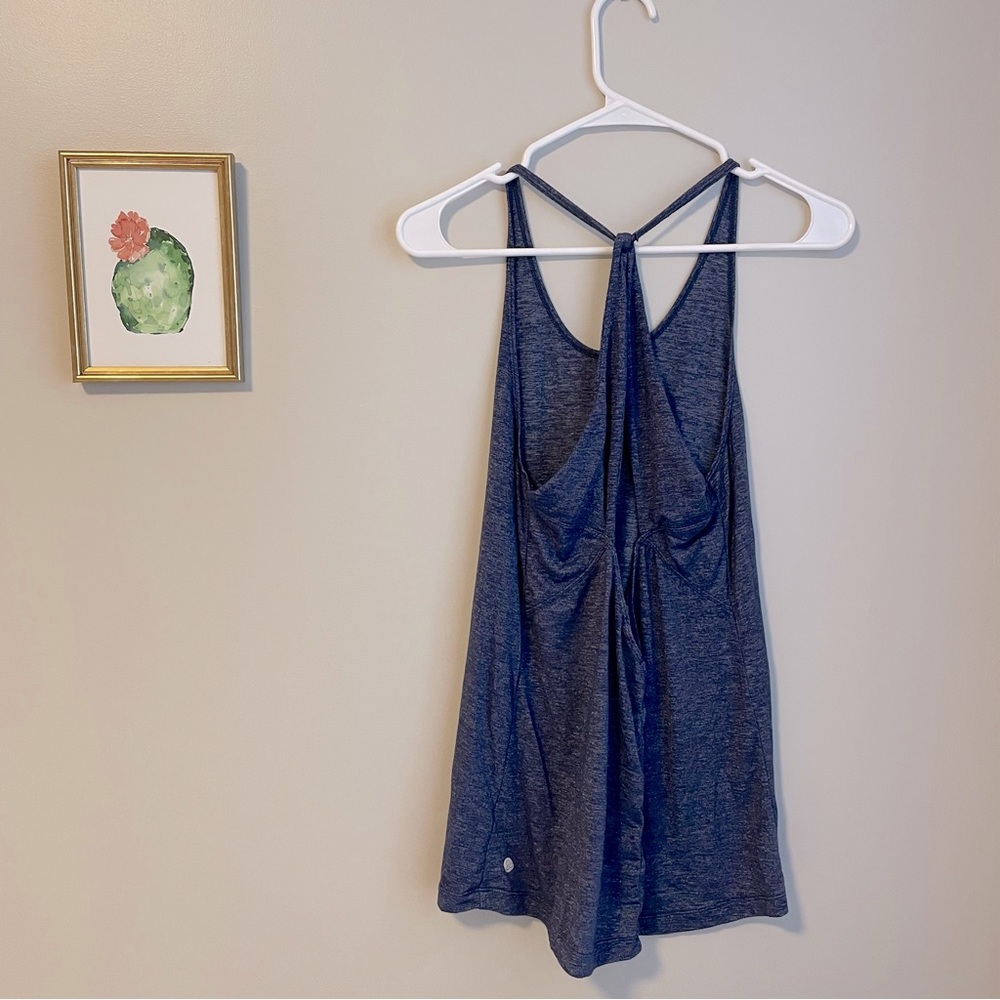 Zella Loop Back Tank - Picture 7 of 9